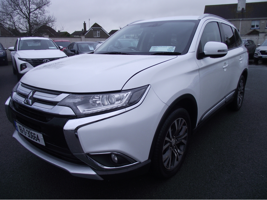 2016 Mitsubishi Outlander 2.3D  4WD  7SEATS  150PS 5DR   6 6MT    16MY €12,950