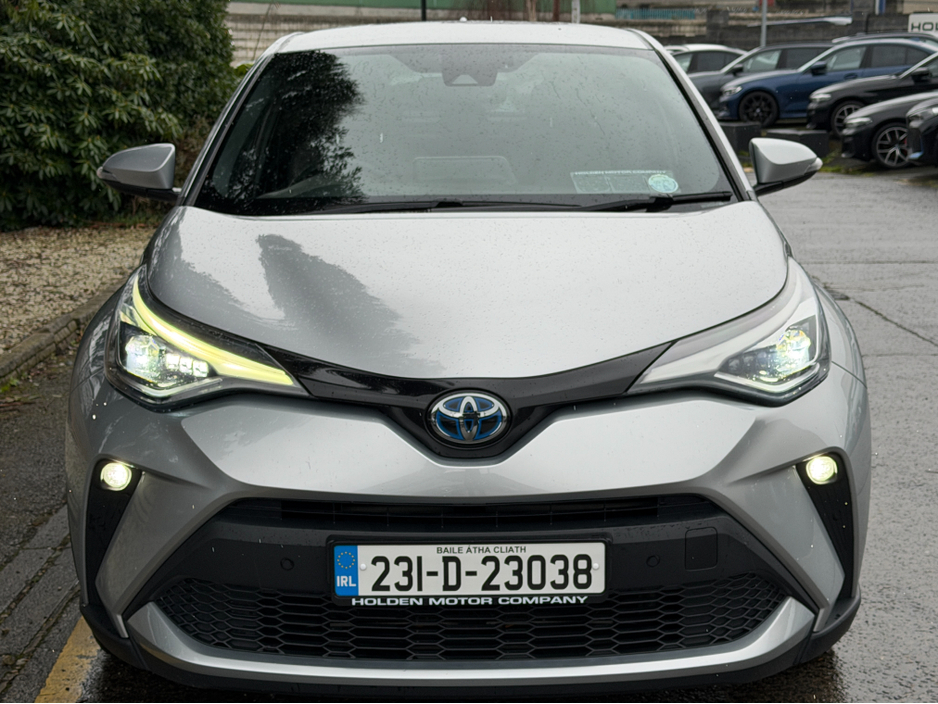 2023 Toyota C-HR HYBRID SOL..RAER CAMERA WITH PARK ASSIST €21,900