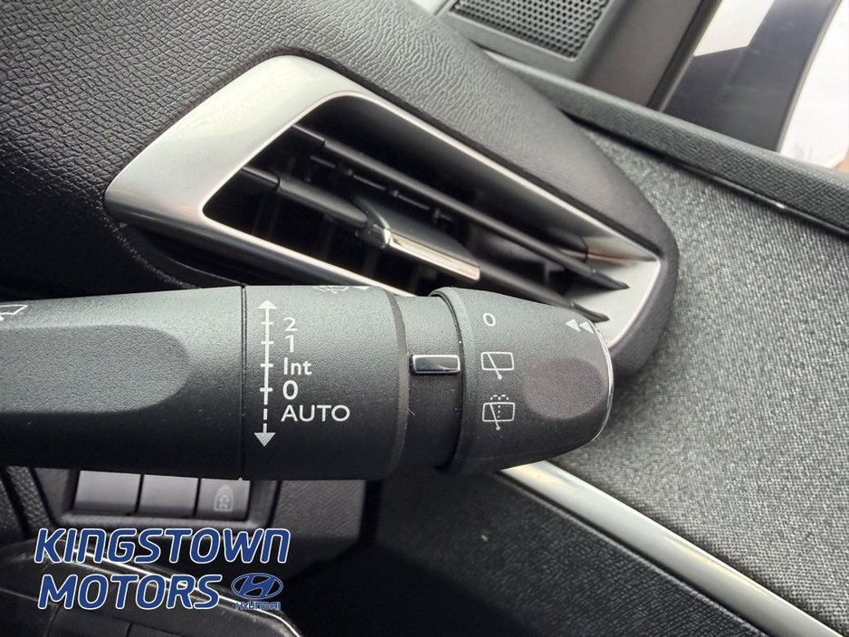 2019 Peugeot 3008 - image 14