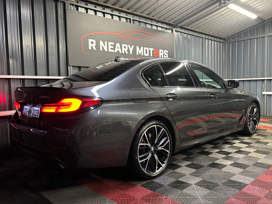 2022 BMW 5 Series 530d xDrive M Sport (MHT) €47,950