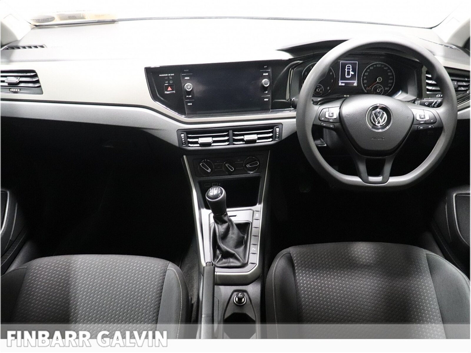 2018 Volkswagen Polo - image 4