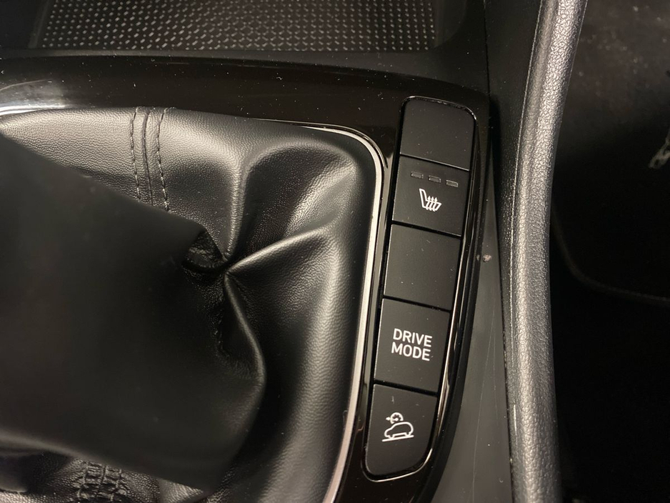 2022 Hyundai Tucson - image 15