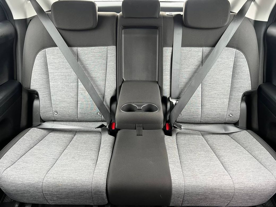 2022 Hyundai Ioniq - image 12