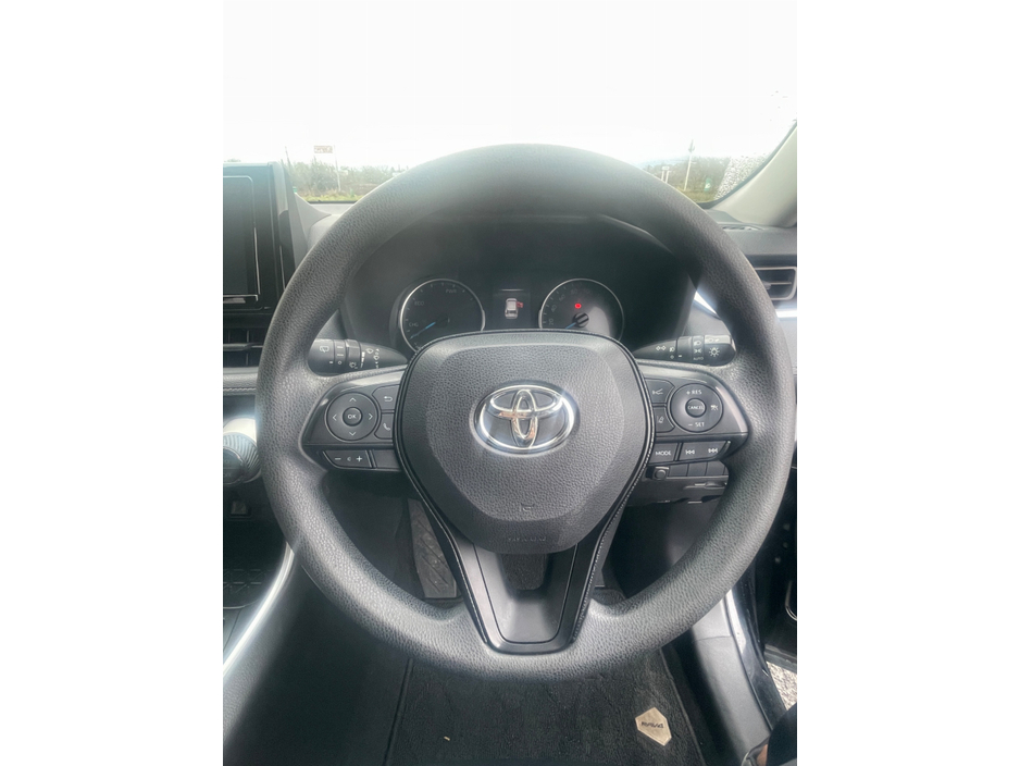 2019 Toyota Rav4 - image 14