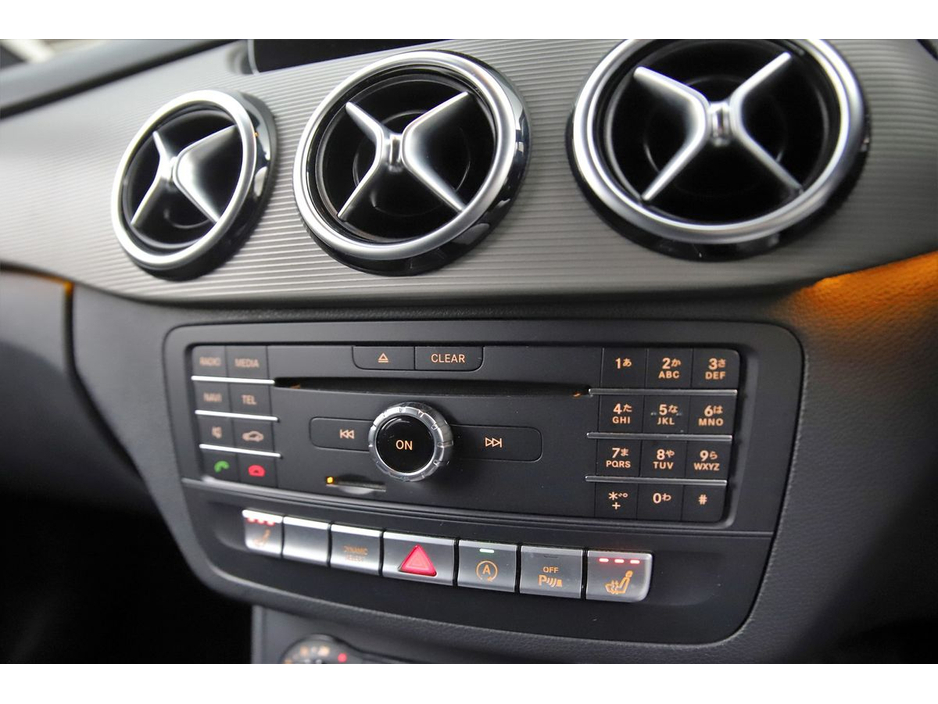 2017 Mercedes-Benz B Class B180 1.6 *PARK SENSORS*REVERSE CAM* €16,890