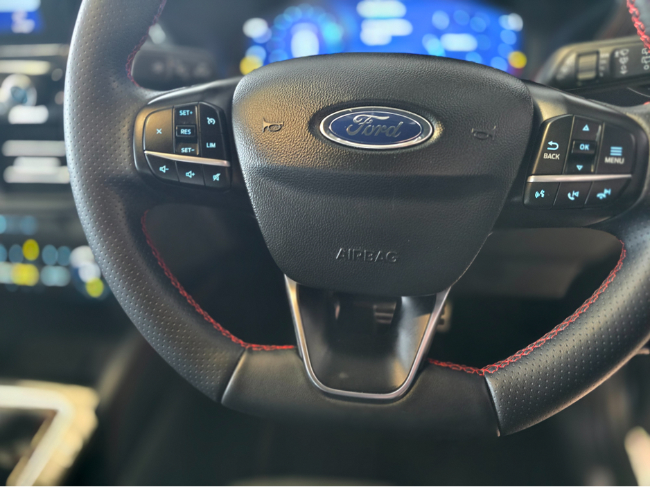 2021 Ford Kuga - image 12