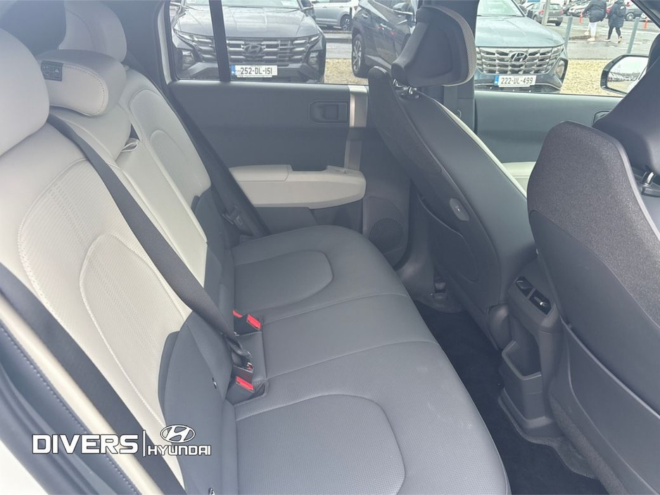 2025 Kia EV3 - image 10