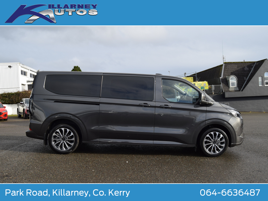 2026 Ford Tourneo Custom 2026 PHEV Tourneo Custom Limited 2.5 Auto