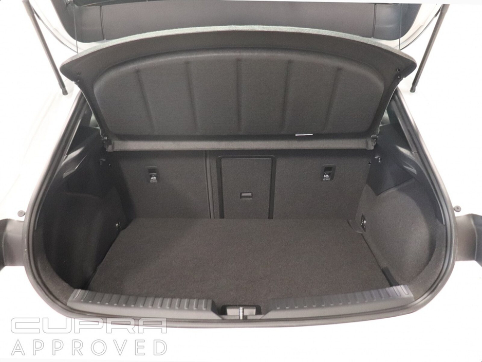 2025 Cupra Leon 1.5eTSI 150hp DSG €35,950