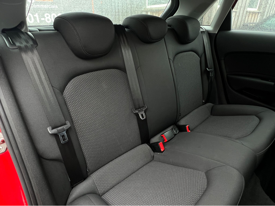 2016 Audi A1 - image 11