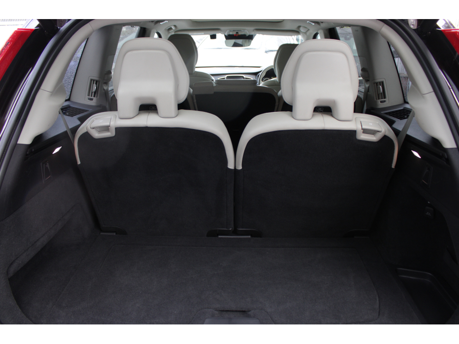 2019 Volvo XC90 - image 22