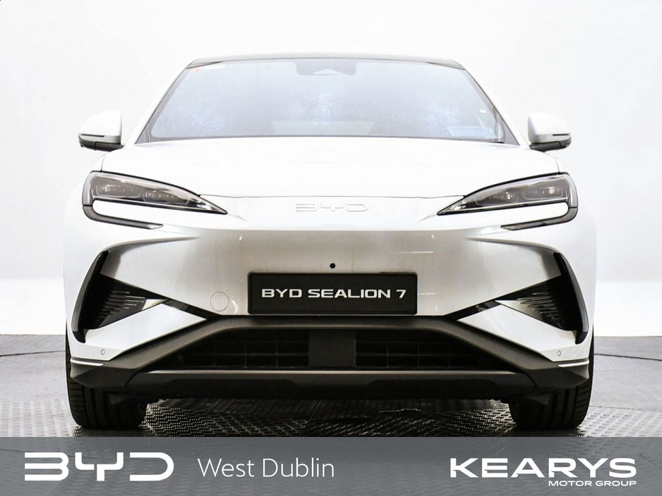 2026 BYD Sealion 7 - image 4
