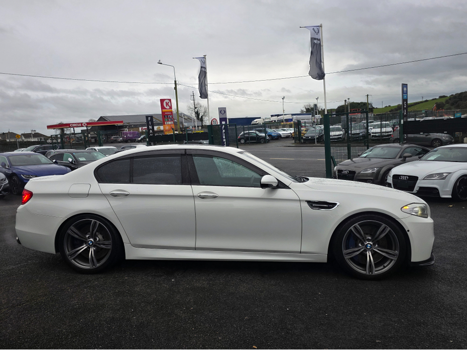 2012 BMW M5 F10 4.4 TWIN TURBO V8 AUTOMATIC