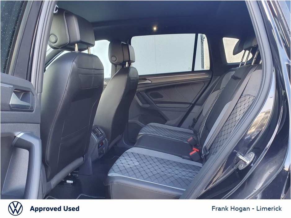 2022 Volkswagen Tiguan - image 7