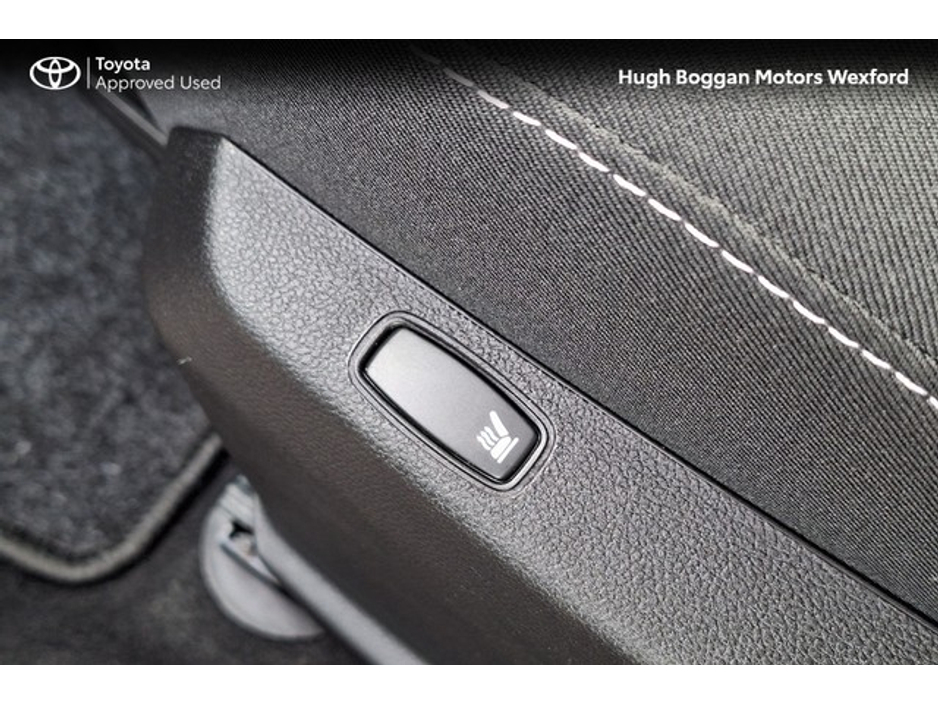 2022 Dacia Duster 4 WHEEL DRIVE! PRESTIGE BLUE DCI 115 4 4X4 5DR €21,995