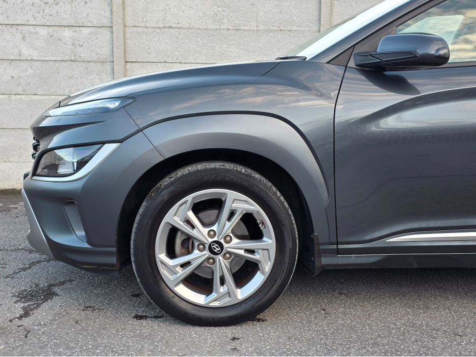 2022 Hyundai Kona - image 6