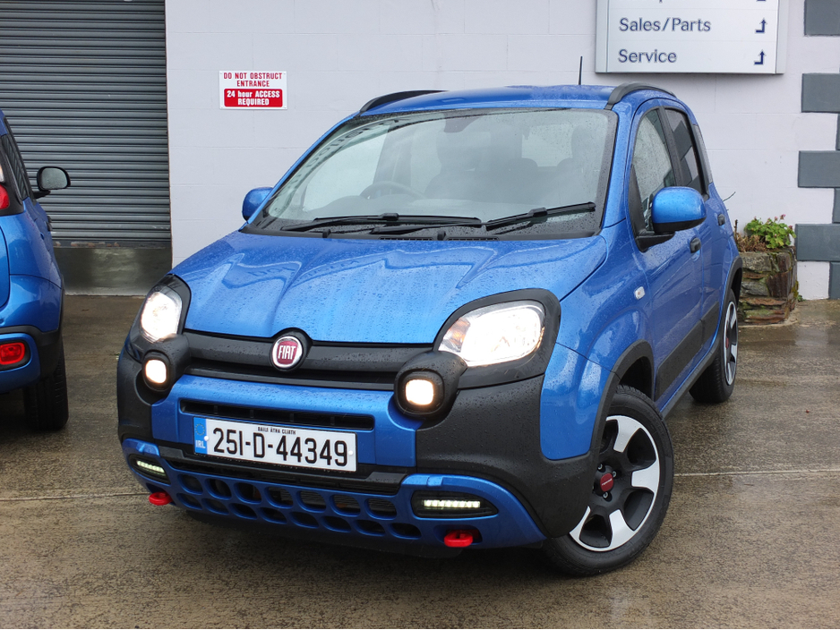 2025 Fiat Panda 1.0 CROSS 5DR €18,750