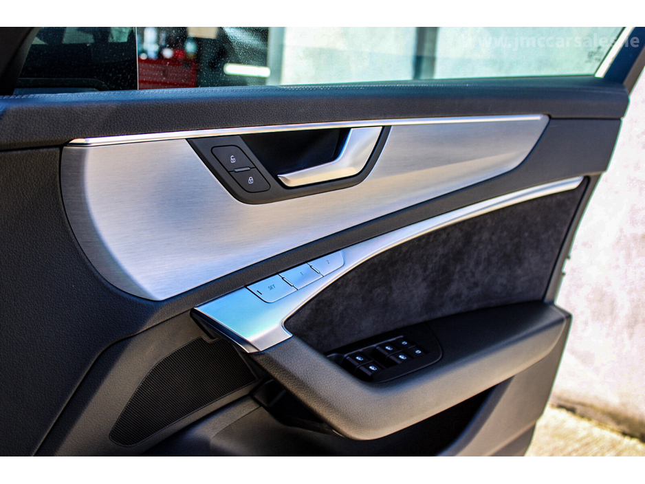 2018 Audi A6 - image 24