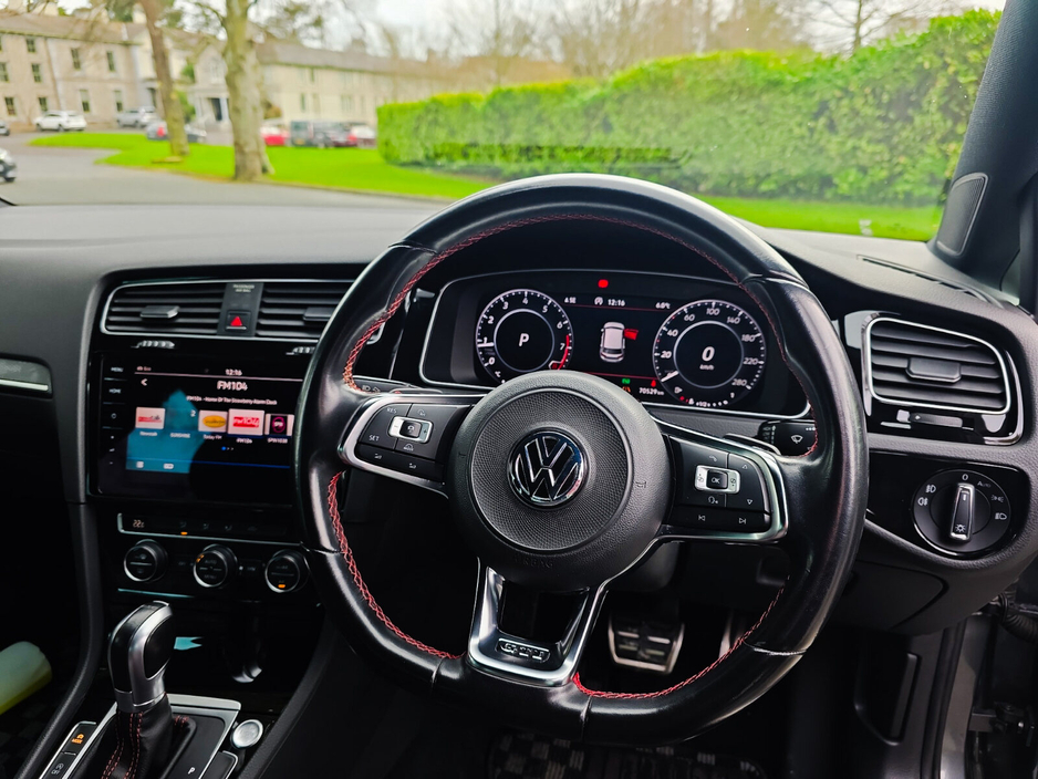 2018 Volkswagen Golf - image 18