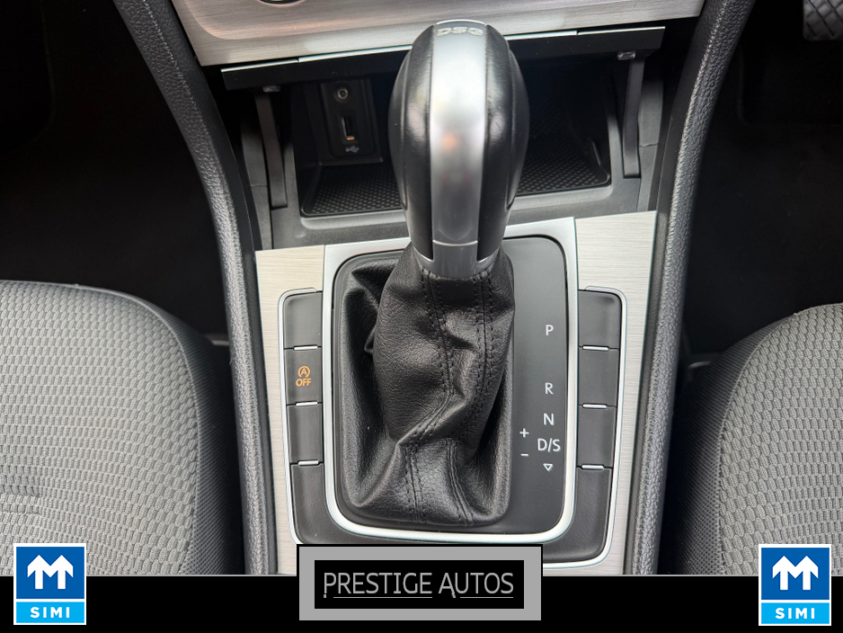 2015 Volkswagen Golf - image 16