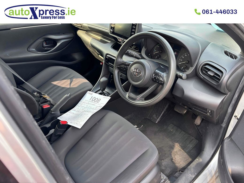 2021 Toyota Yaris 1.5 HYBRID X Automatic, Reversing camera €15,995