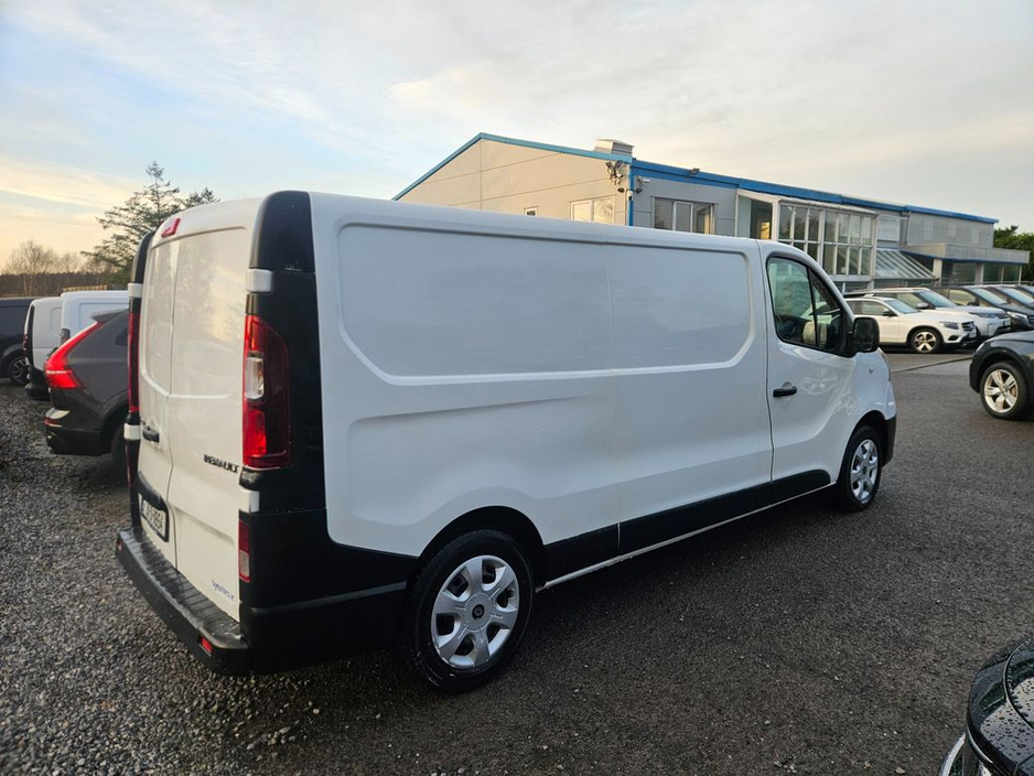 2021 Renault Trafic LL30 Energy DCI 120 Business P €18,990