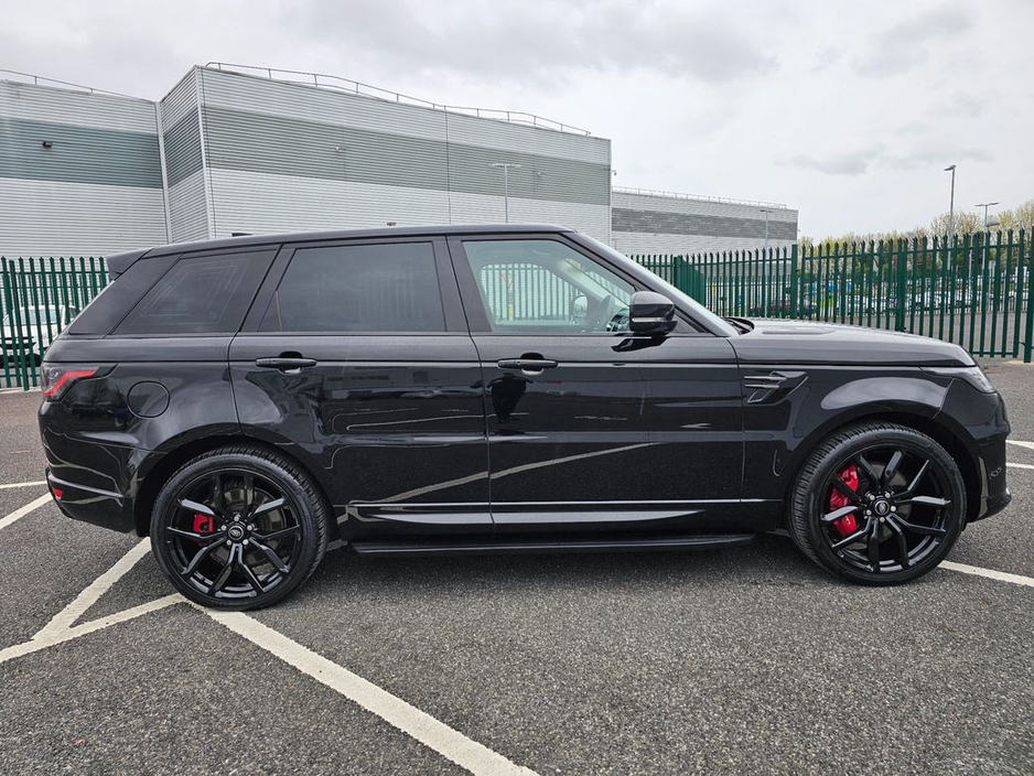 2020 Land Rover Range Rover - image 9