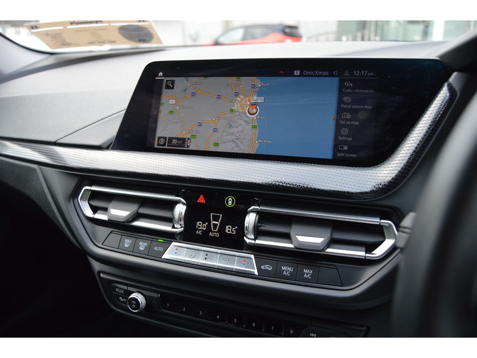 2022 BMW 2 Series 218i Sport €28,995