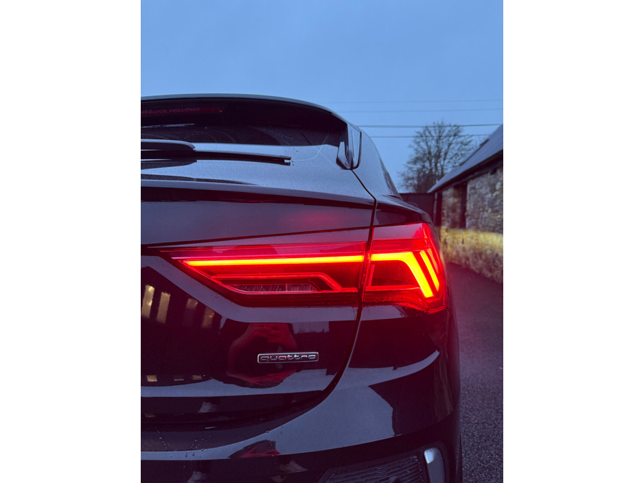 2020 Audi Q3 35 TDI 150HP quattro S line €38,995