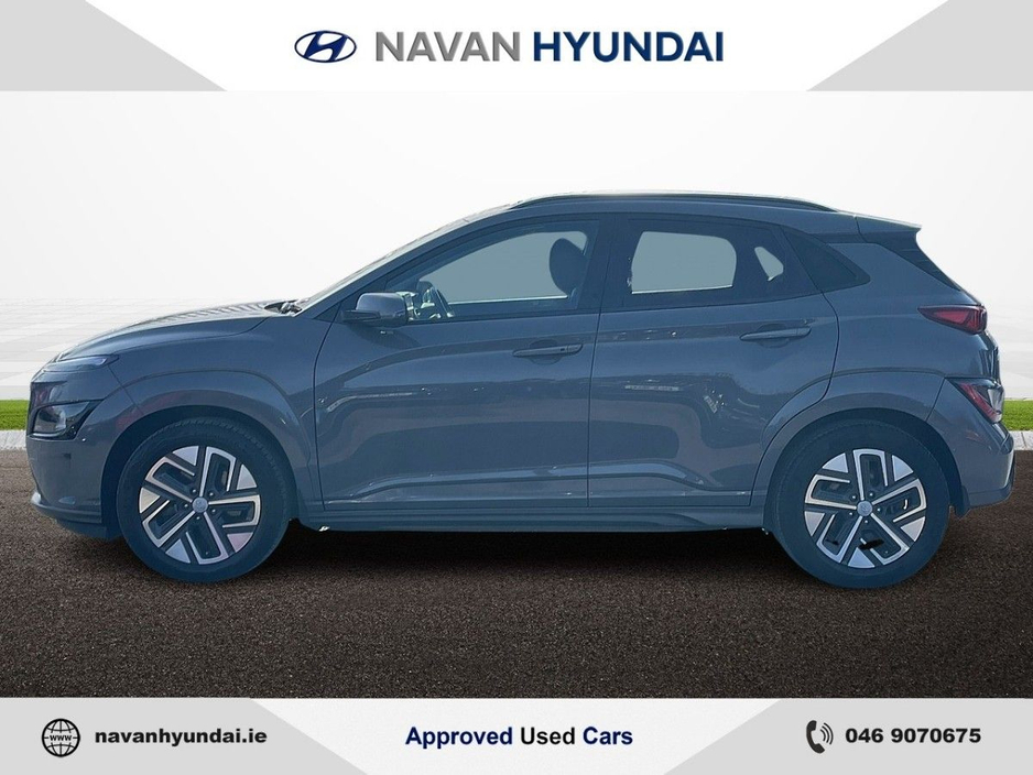 2023 Hyundai Kona - image 4