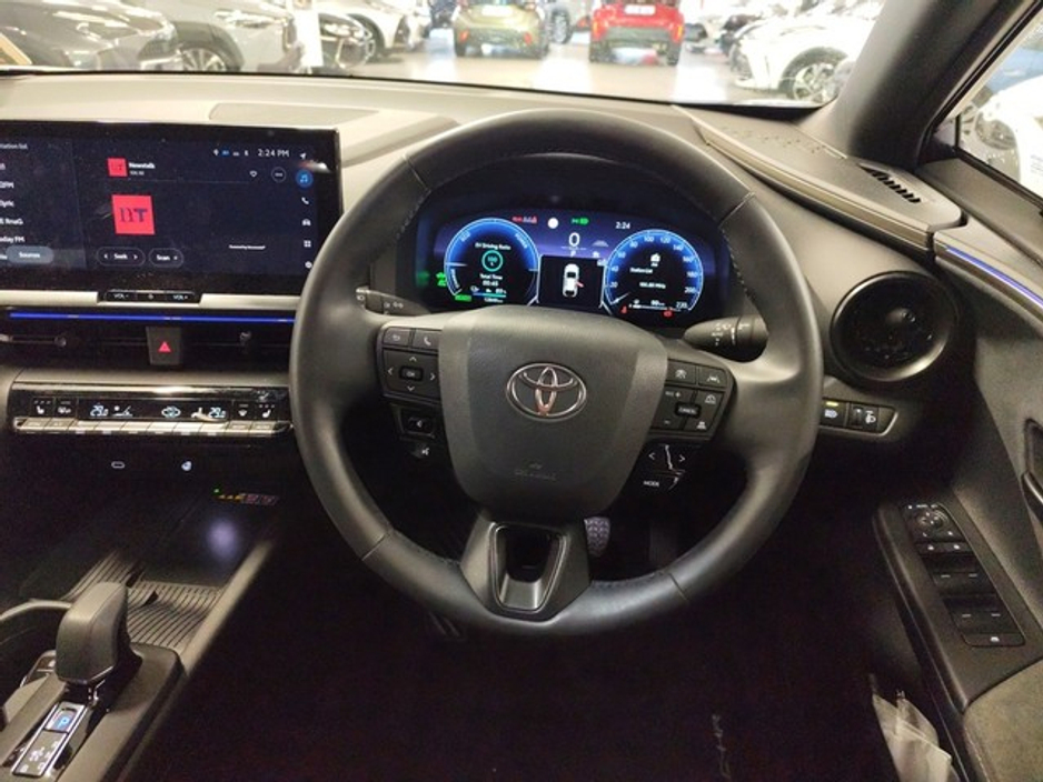 2025 Toyota C-HR PHEV SOL €45,750