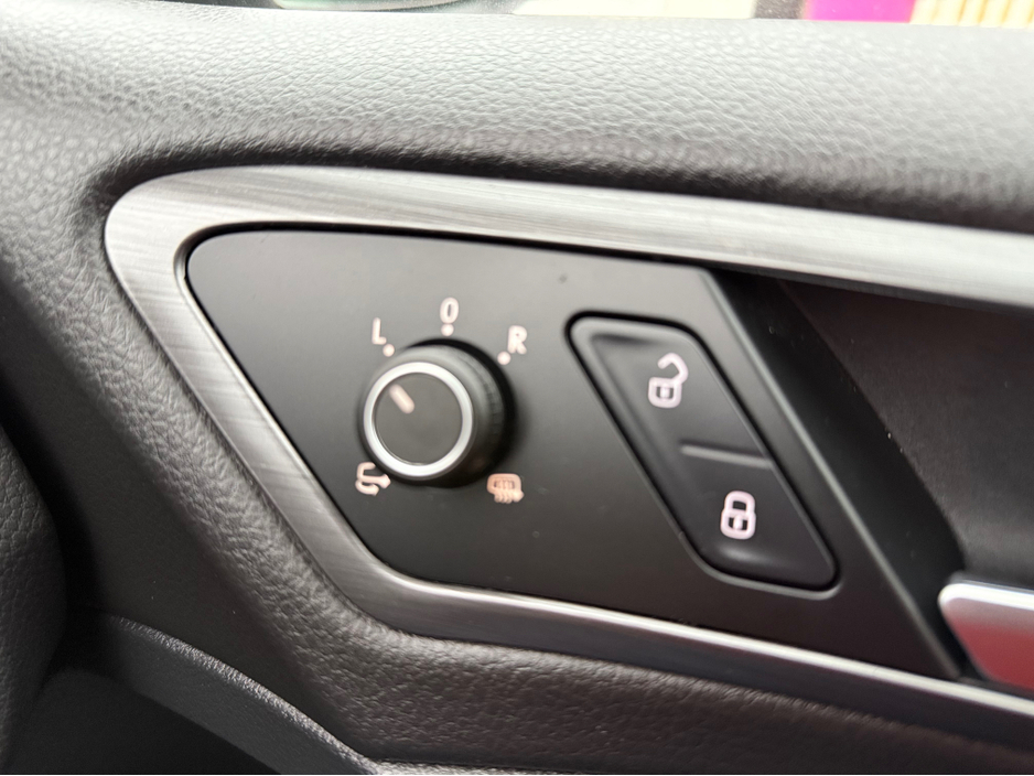 2018 Volkswagen Golf SE NAVIGATION 1.5 TSI BLUEMOTION TECHNOLOGY, 1.4, MANUAL, 2 YEAR NCT, LOW TAX, LOW INSURANCE €16,995