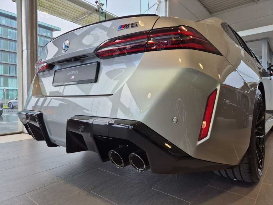 2026 BMW M5 - image 24