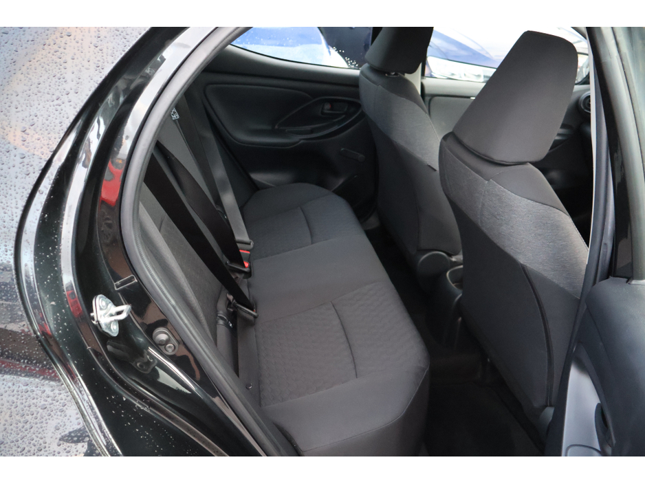 2024 Toyota Yaris LUNA 5dr Manual Great Spec! €19,995