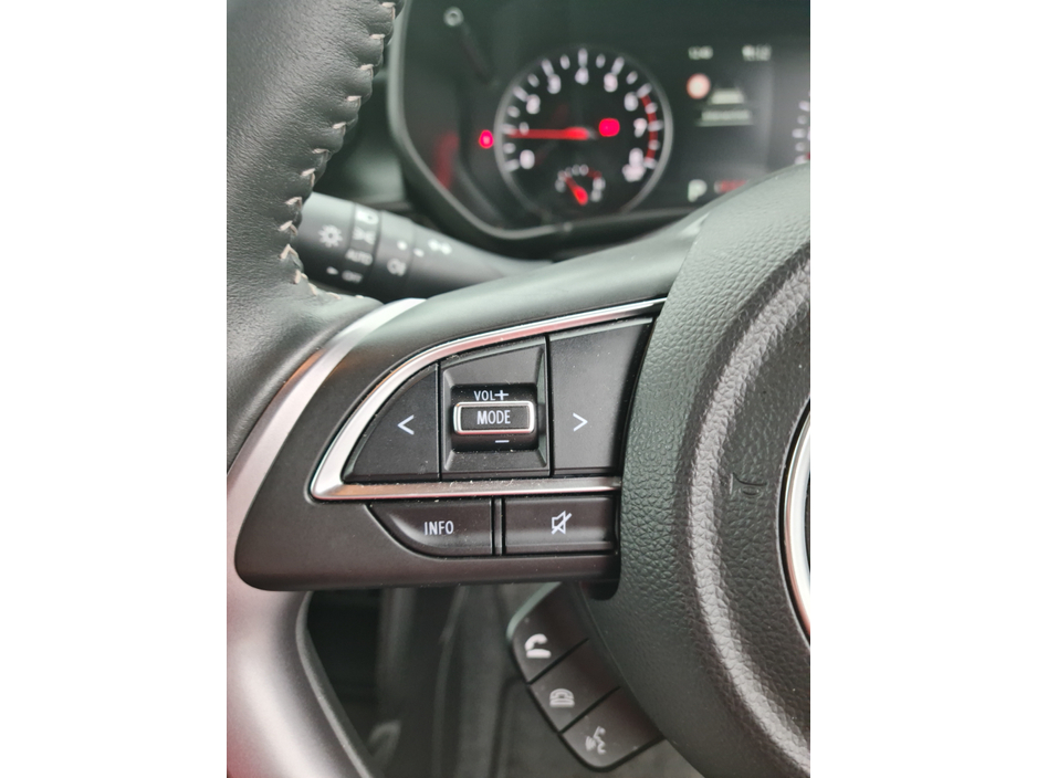 2025 Suzuki Swift - image 12