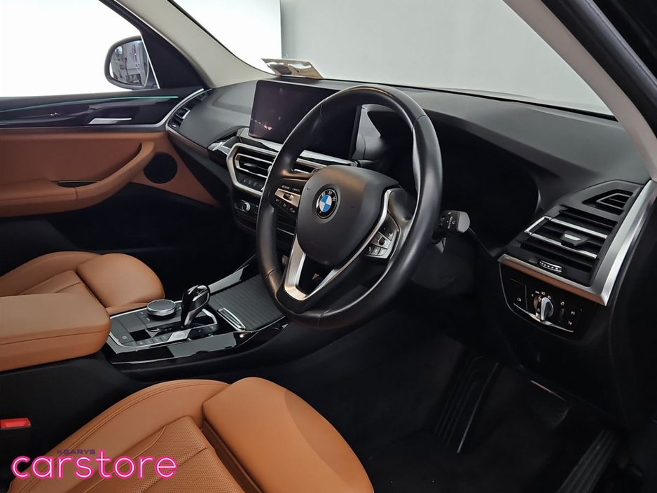 2022 BMW X3 - image 9