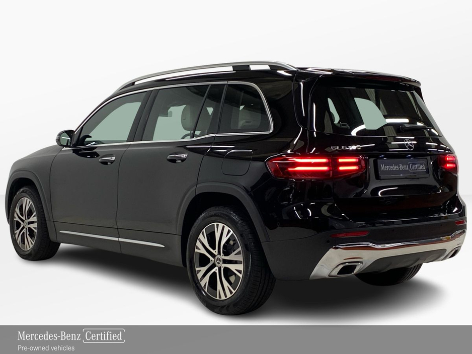 2025 Mercedes-Benz GLB - image 4