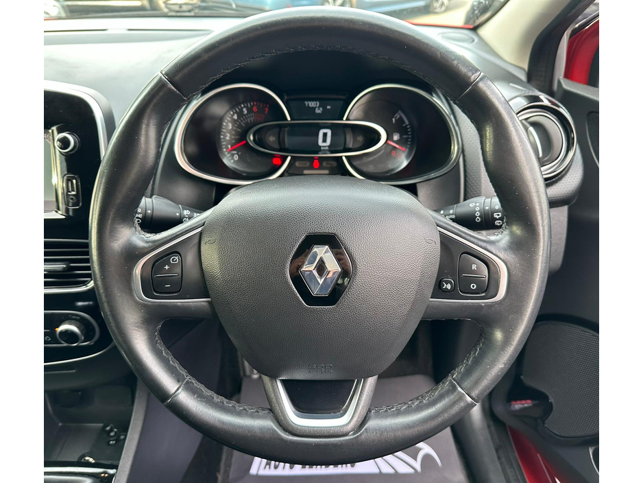 2019 Renault Clio - image 21