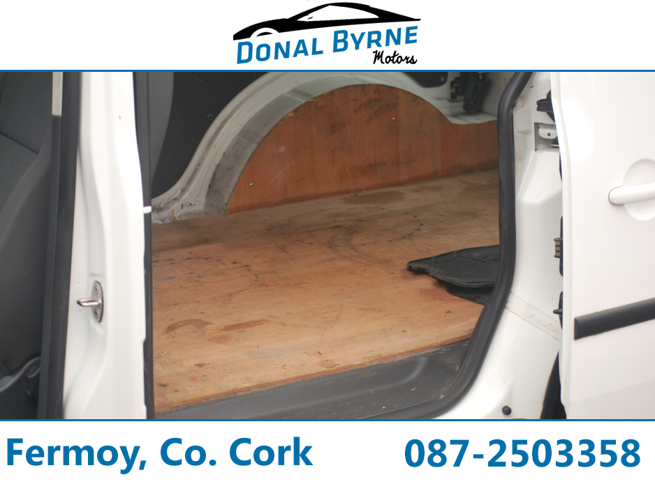 2015 Volkswagen Caddy VAN 1.6 TDI 75HP 5 5SPEED 5DR €9,950