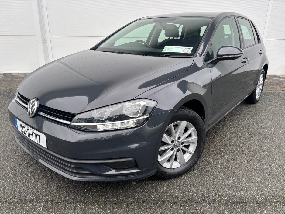 2019 Volkswagen Golf - image 12