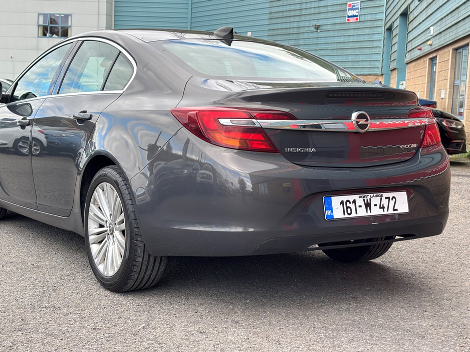 2016 Opel Insignia - image 14