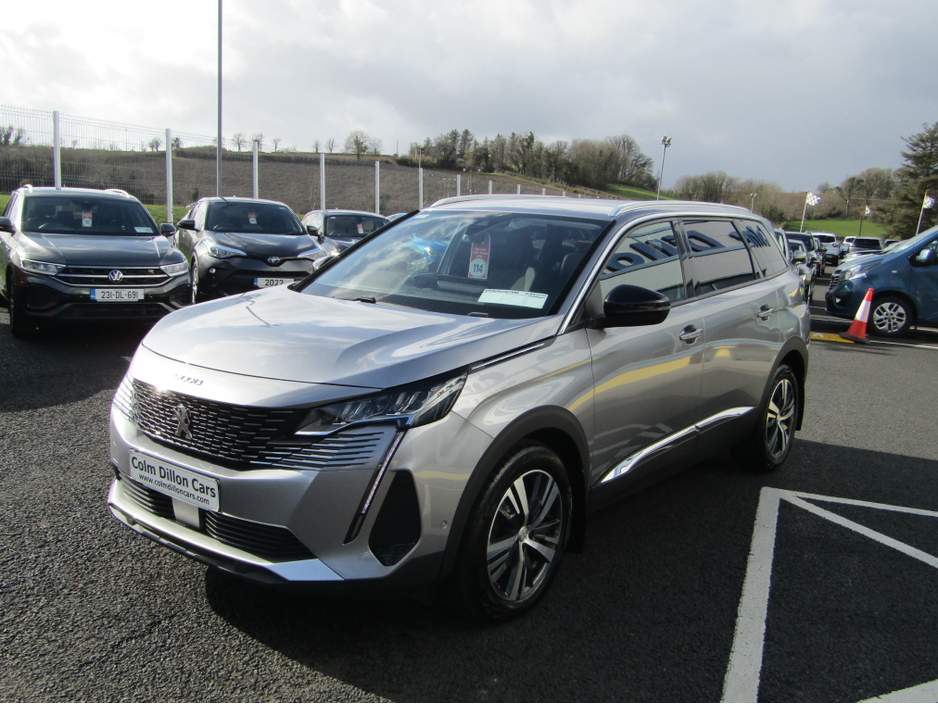 2022 Peugeot 5008 - image 6