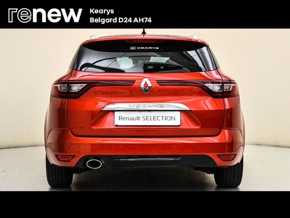 2021 Renault Megane - image 7