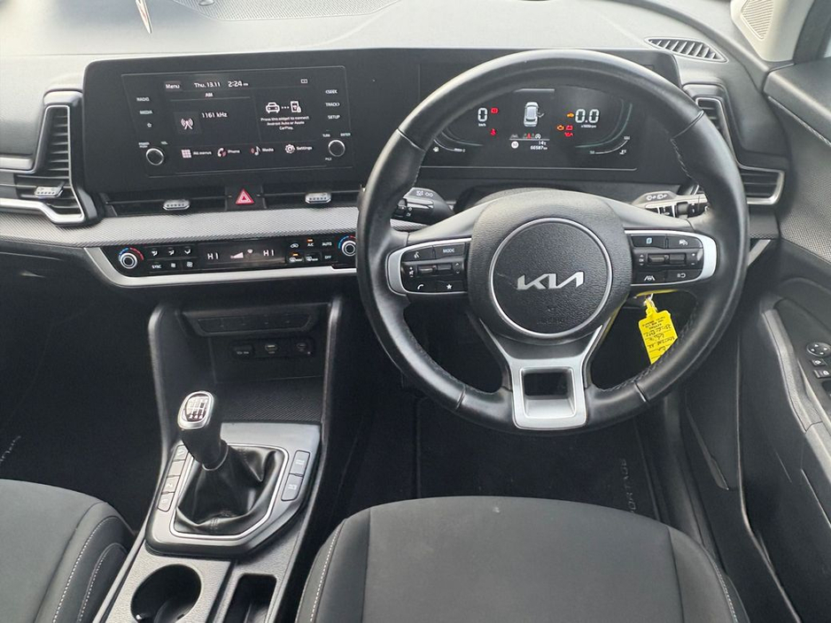 2023 Kia Sportage - image 12