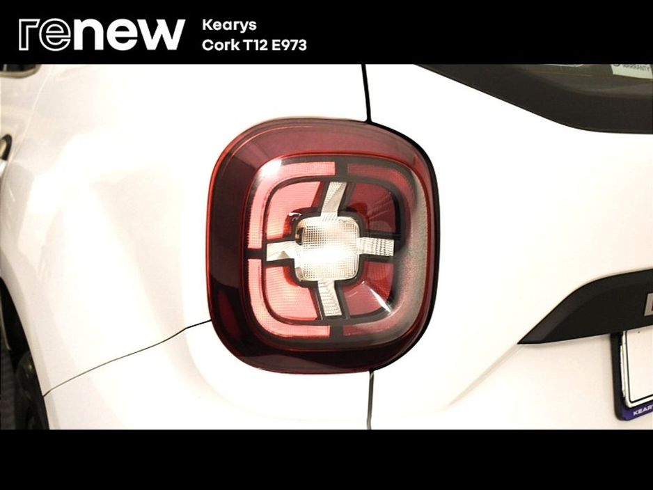 2021 Dacia Duster - image 15