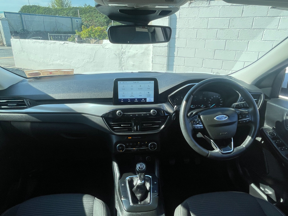 2020 Ford Kuga - image 13