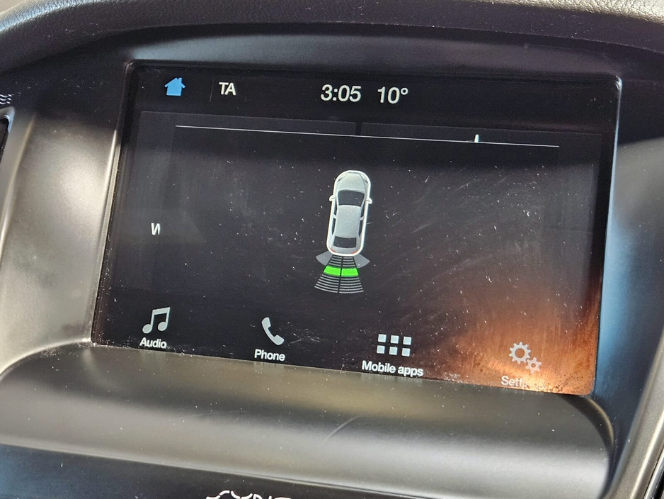 2018 Ford Focus - image 13