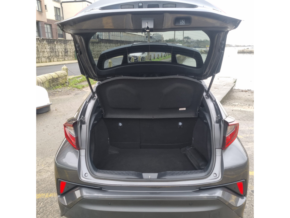 2023 Toyota C-HR HYBRID SPORT 4DR AUTO €25,950