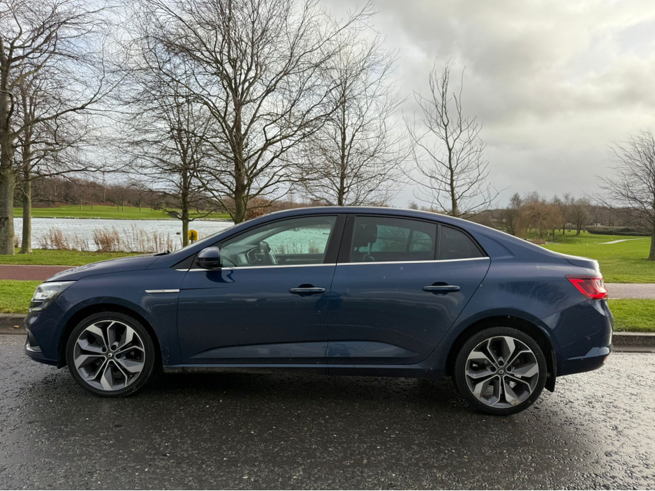 2020 Renault Megane ONE OWNER LOW MILEAGE SIGNATURE MODEL €14,950