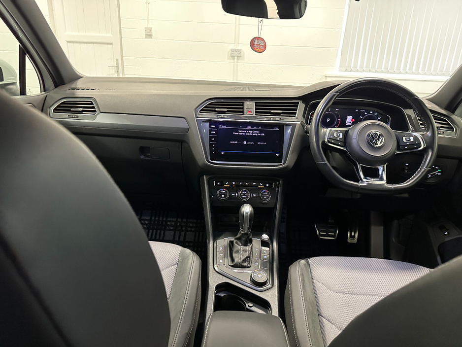 2019 Volkswagen Tiguan - image 34